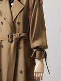 Dunkles Khaki